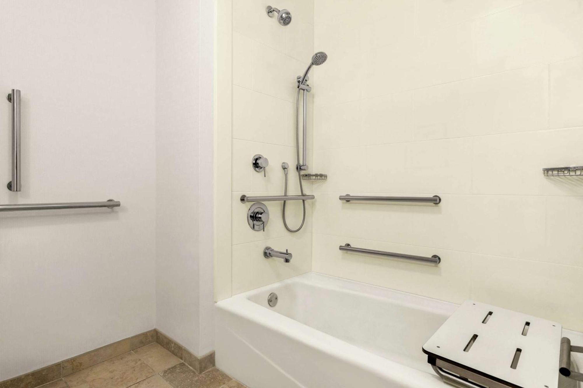 Hampton Inn Αθήνα Εξωτερικό φωτογραφία